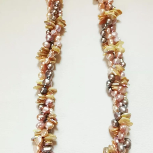 Baroque Pearl Necklace Grey Pink Twist Choker - Picture 7 of 7